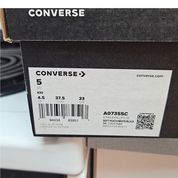 NEW Converse Chuck Taylor All Stars Size 5 kids/girls/soft Peach color HARD FIND - Picture 6 of 12